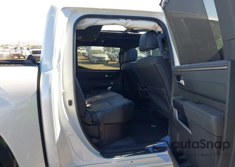 2022 Toyota Tundra Platinum from USA, damaged, VIN 5TFNA5DB5NX013904